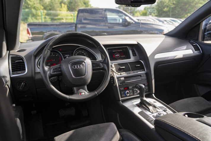 AUDI Q7 S-LINE FACE-LIFT