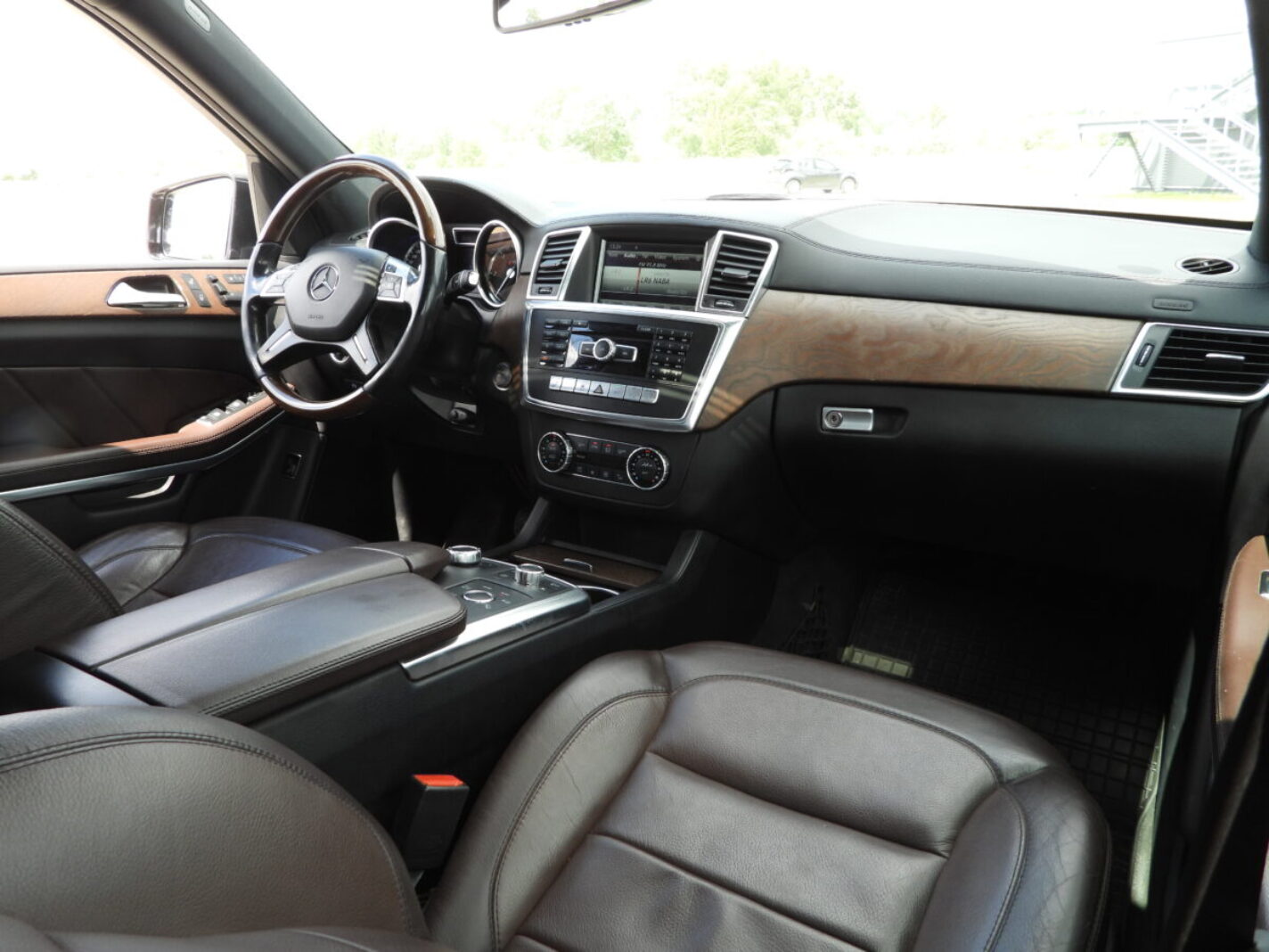 MERCEDES BENZ GL350