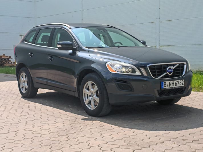 VOLVO XC60 2.4 D5, 151KW.