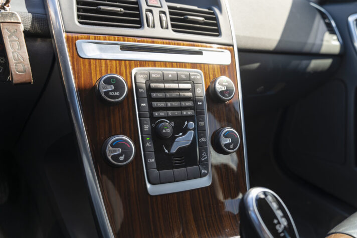 VOLVO XC 60