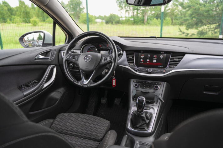 OPEL ASTRA SPORTS TOURER+