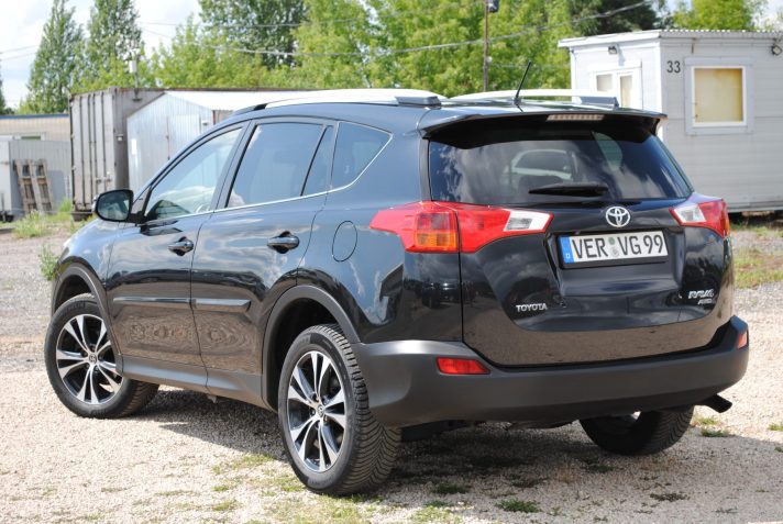 TOYOTA RAV4