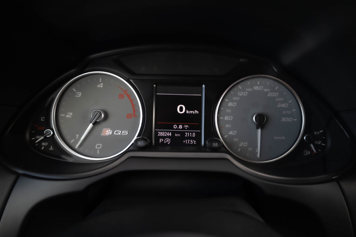 AUDI SQ5