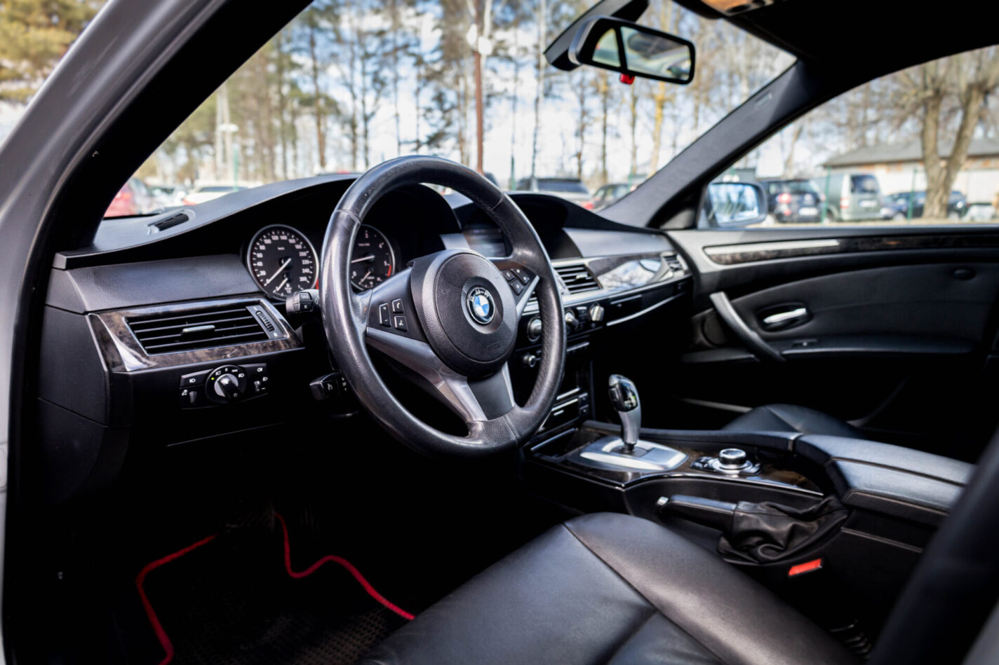 BMW 525