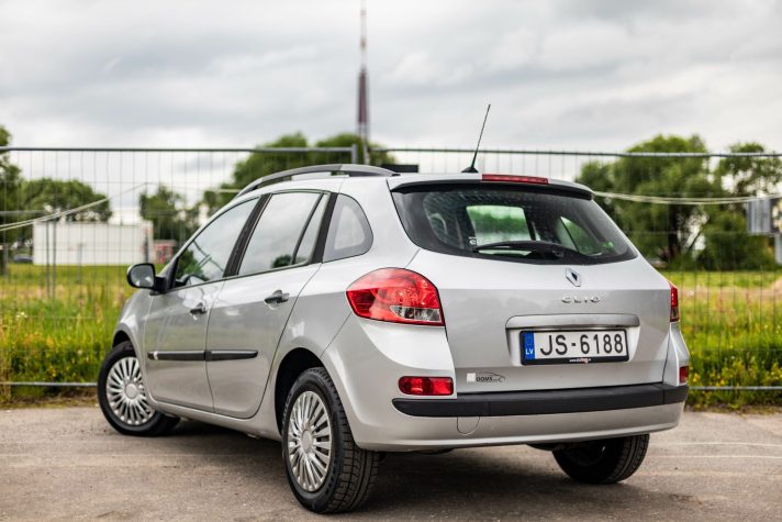 RENAULT CLIO