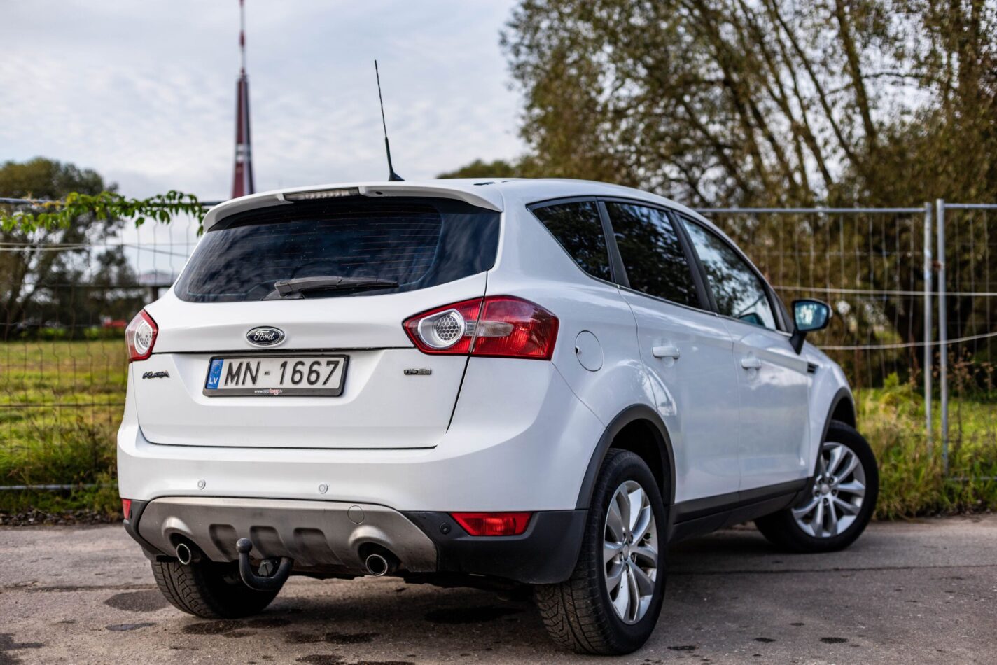 FORD KUGA