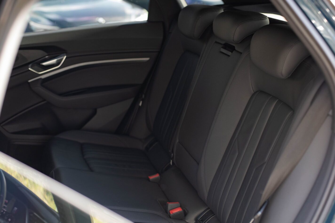 AUDI E-TRON 50