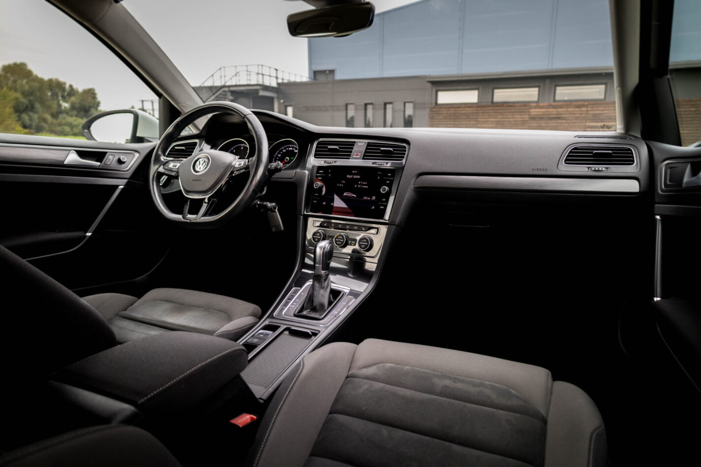 VW GOLF