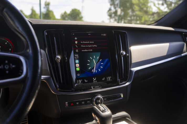 VOLVO V90 R-DESIGN