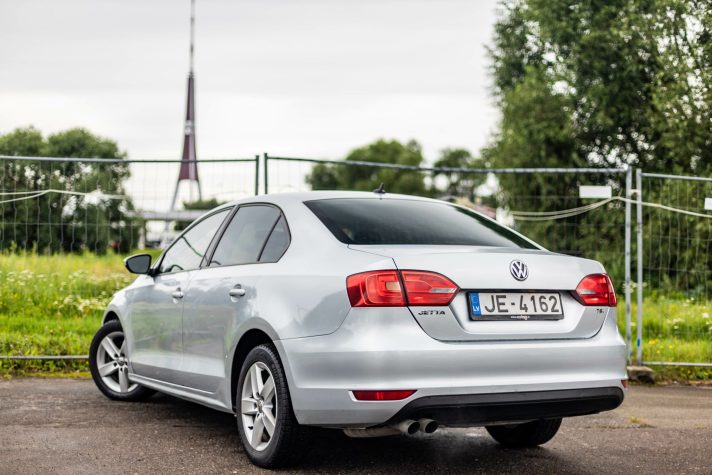 VW JETTA