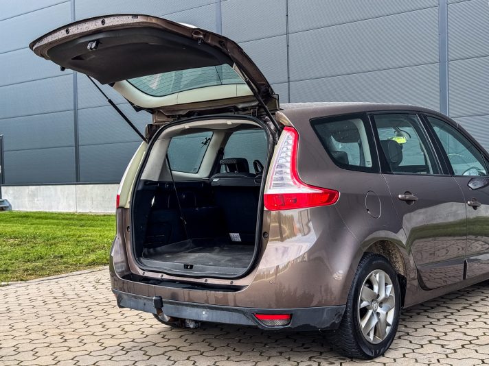 RENAULT MEGANE SCENIC