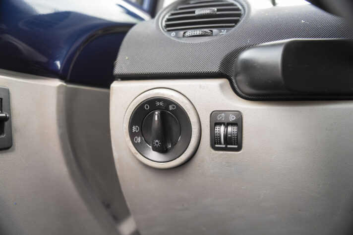 VW NEW BEETLE