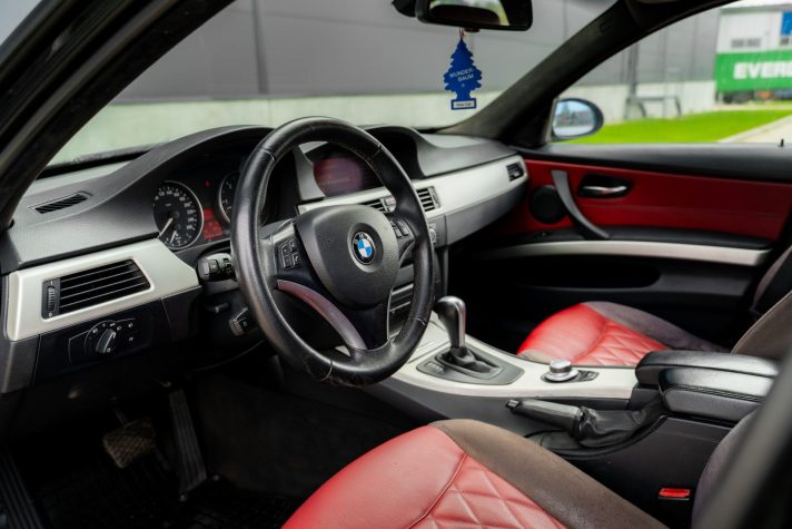BMW 330D