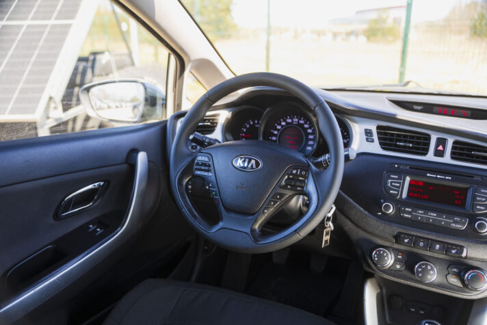KIA CEE D