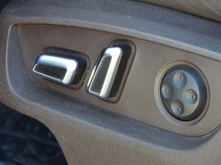 AUDI Q7 S-line