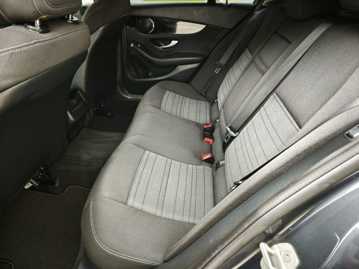 Mercedes-Benz C220 125kwt 7G-Tronic