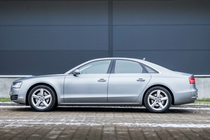 AUDI A8