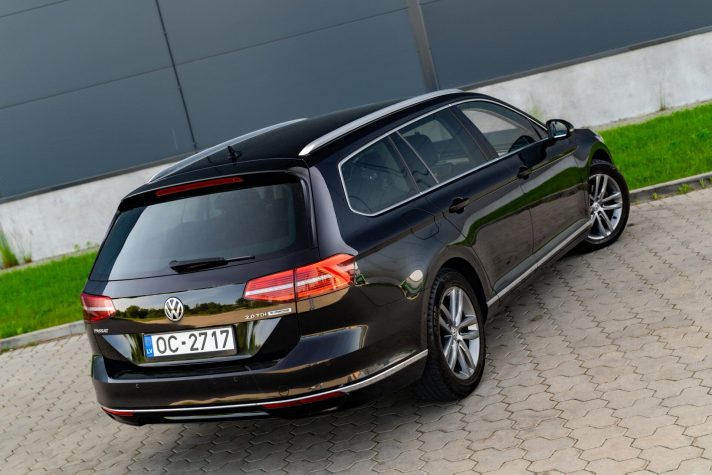 VW PASSAT