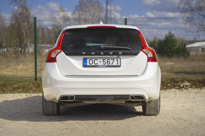 VOLVO V60 PLUG-IN HYBRID
