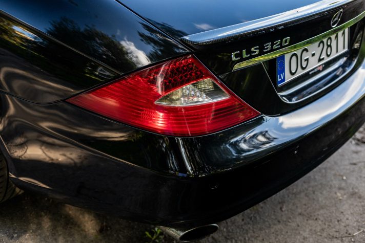 MERCEDES BENZ CLS 320