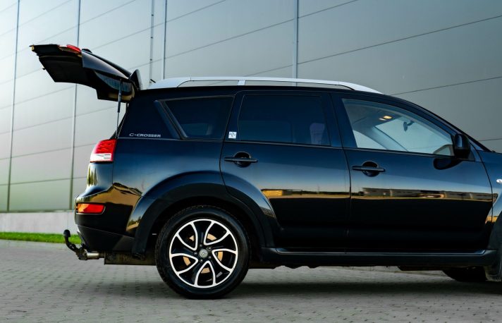 CITROEN C-CROSSER