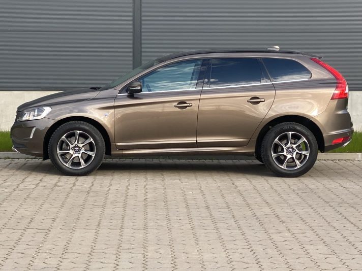 VOLVO XC60 2.4D 5-cilindru dzinējs  133kw