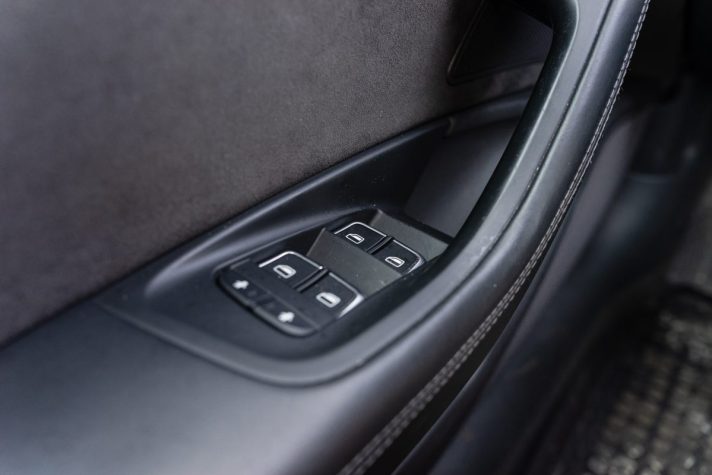 AUDI A6 LIMOUSINE QUATTRO