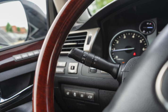 LEXUS LX 570