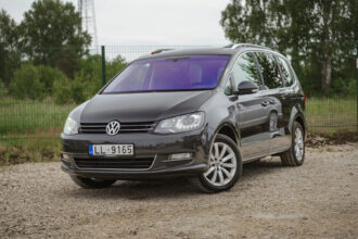 VW SHARAN
