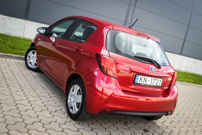 Toyota Yaris Hybrid