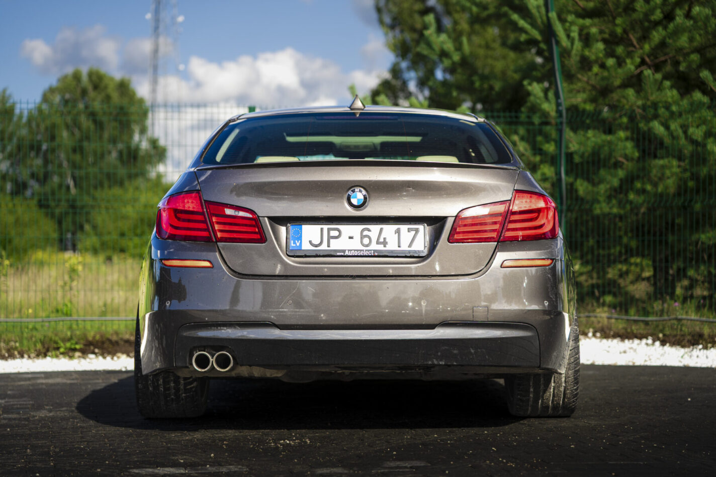 BMW 525