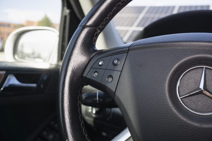 MERCEDES BENZ ML 320 4MATIC