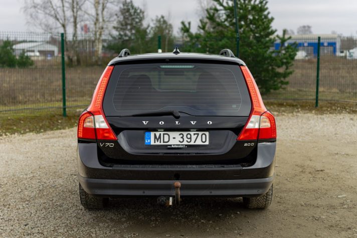 VOLVO V70