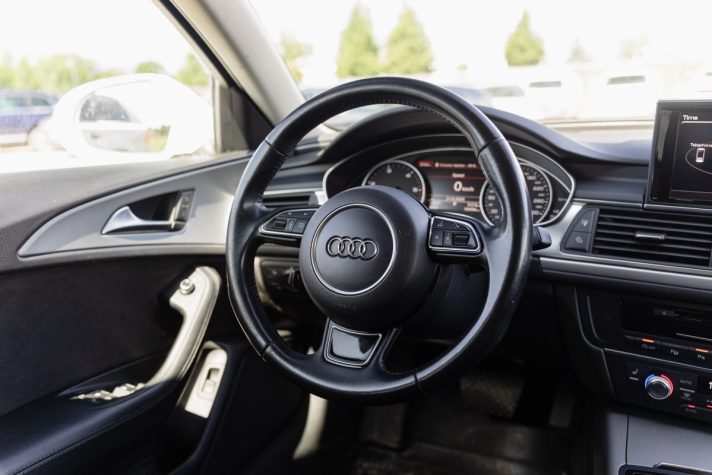 AUDI A6 LIMOUSINE QUATTRO
