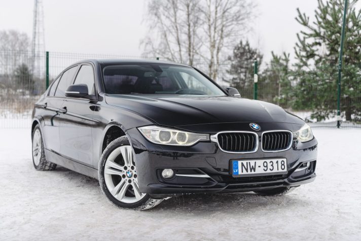 BMW 320