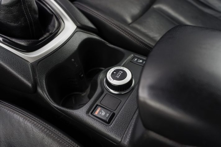 NISSAN X-TRAIL