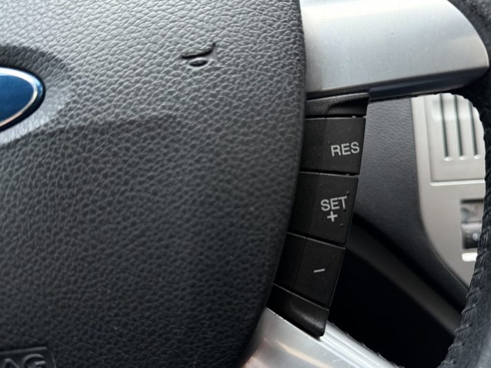 Ford Kuga Titanium / Individual