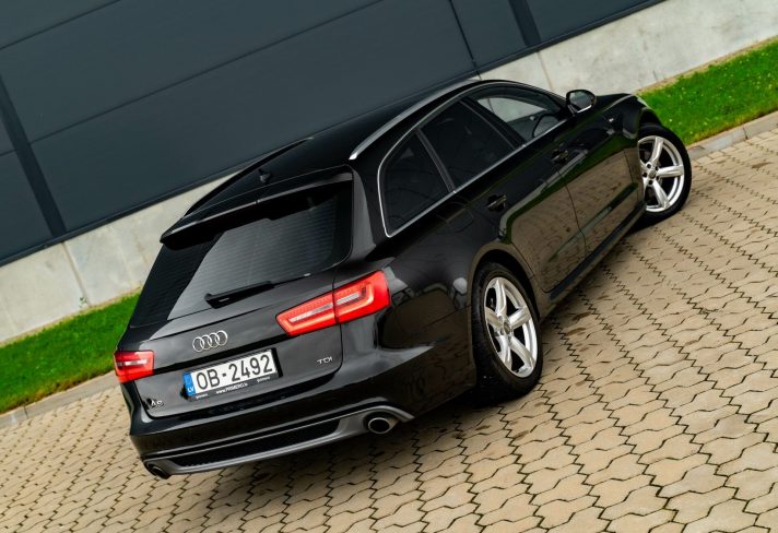AUDI A6 AVANT