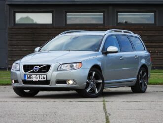 VOLVO V70
