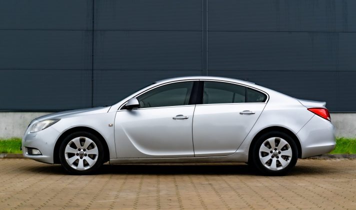 OPEL INSIGNIA LIMOUSINE