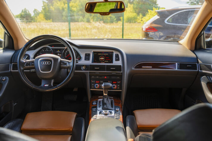 AUDI A6 S-LINE QUATTRO