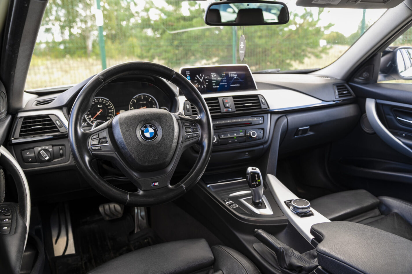 BMW 318 M-PACK