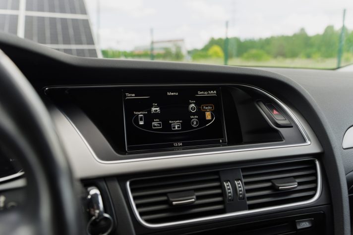 AUDI A4 AVANT