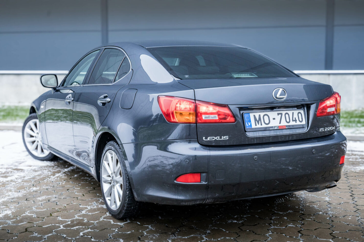 LEXUS IS 220
