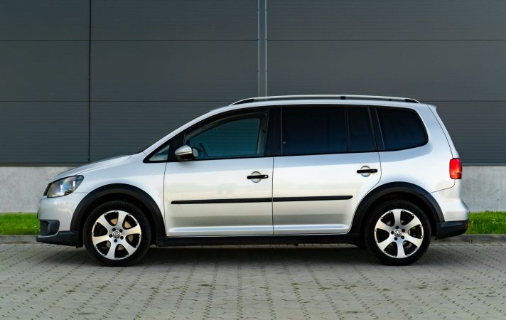 VW TOURAN