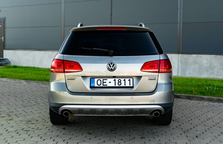 VW PASSAT