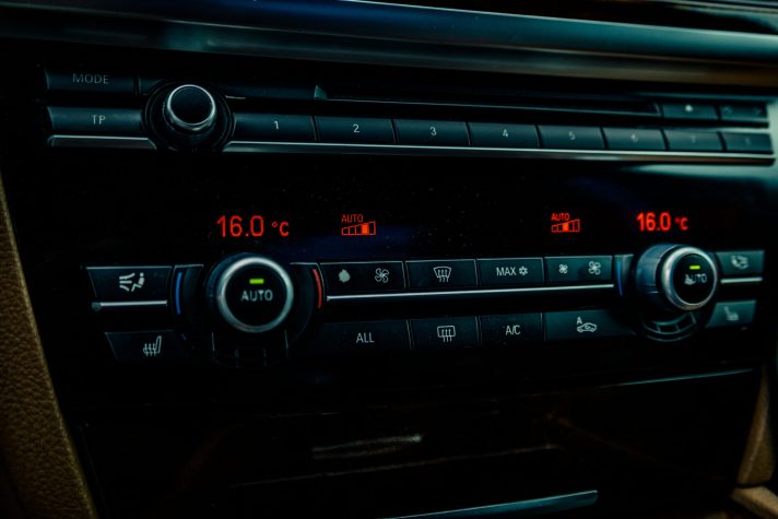 BMW 730
