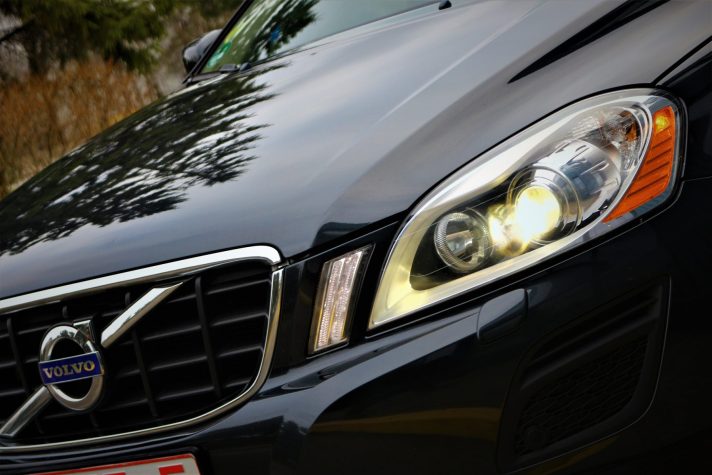 VOLVO XC60 2.4 D5 120 KW SUMMUM MEH.