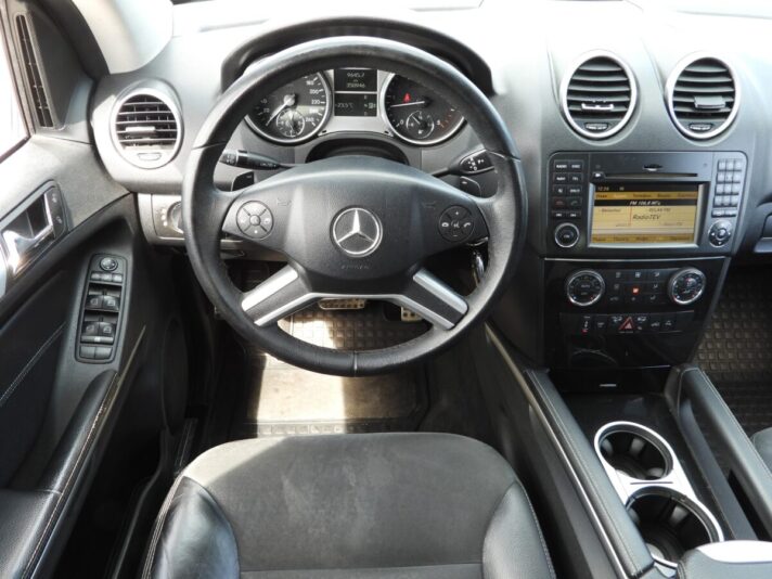 MERCEDES BENZ ML320
