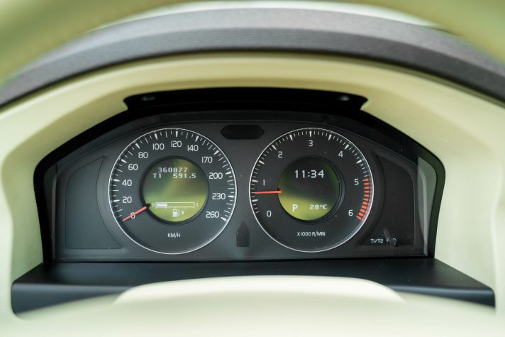 VOLVO V70